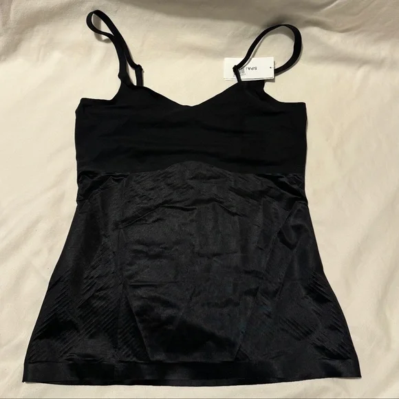 SPANXshape™ Invisible Black Cami ~ Medium ~ new with tags - Picture 3 of 10